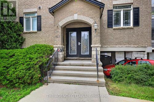 203 - 711 CHURCHILL AVENUE N , Ottawa, Ontario K1Z 7J9 2