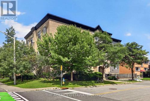 203 - 711 CHURCHILL AVENUE N , Ottawa, Ontario K1Z 7J9 5