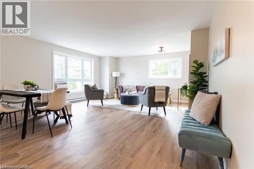 71 KING GEORGE Road Unit# 201 , Brantford, Ontario N3R 5K2 4