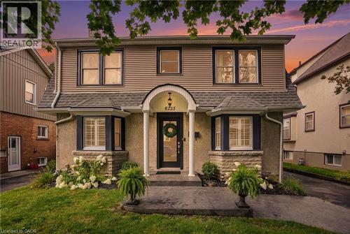 6225 DAWLISH Avenue  Niagara Falls, ON L2G 4J7