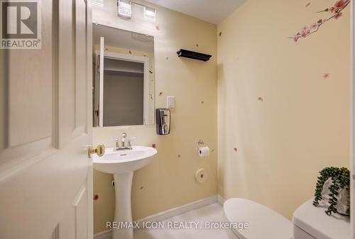124 Prosperity Drive, Kitchener, ON - Indoor Photo Showing Bathroom