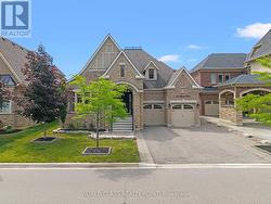 31 MUNSIE DRIVE  King, ON L7B 0N8