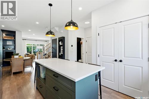 1039 4Th Street E, Saskatoon, SK - Indoor Photo Showing Kitchen