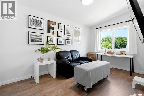 1039 4Th Street E, Saskatoon, SK - Indoor