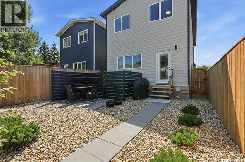 1039 4Th Street E, Saskatoon, SK - Outdoor