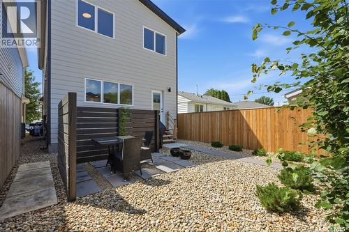 1039 4Th Street E, Saskatoon, SK - Outdoor