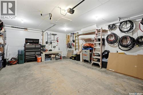 1039 4Th Street E, Saskatoon, SK - Indoor Photo Showing Garage
