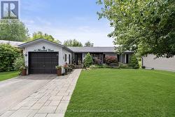 11 TAMARACK COURT  New Tecumseth, ON L0G 1W0