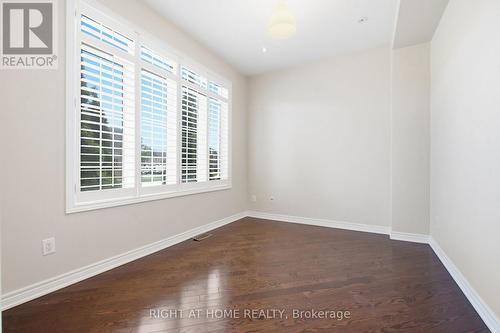 4713 Thomas Alton Boulevard, Burlington, ON - Indoor Photo Showing Other Room
