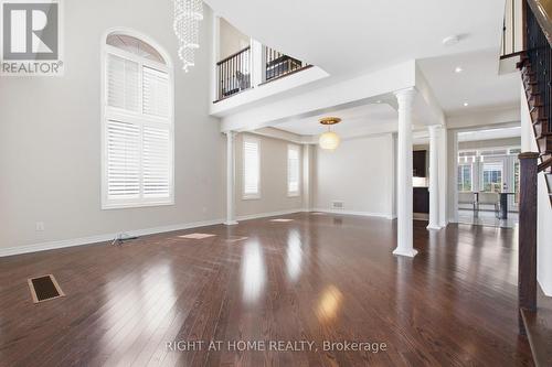 4713 Thomas Alton Boulevard, Burlington, ON - Indoor Photo Showing Other Room