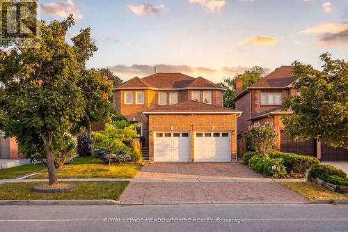 187 BARBER DRIVE  Halton Hills, ON L7G 5L5