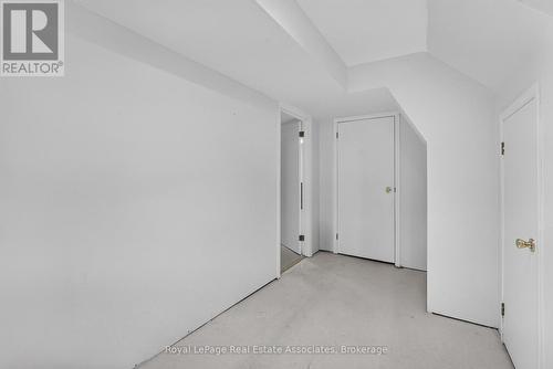 8 Horsham Street, Brampton, ON - Indoor Photo Showing Other Room