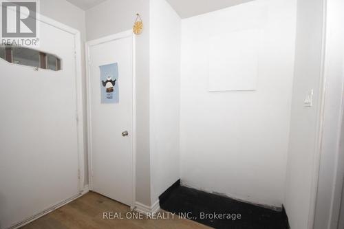 MAIN - 157 SHROPSHIRE DRIVE , Toronto, Ontario M1P 1Z6 4