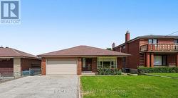 84 RAVEN ROAD Toronto, ON M6L 2A7