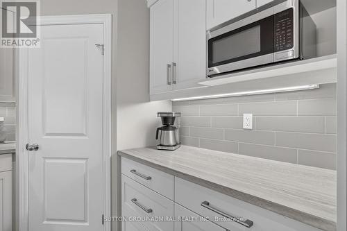 7 Chatfield Street, Ingersoll, ON - Indoor Photo Showing Kitchen