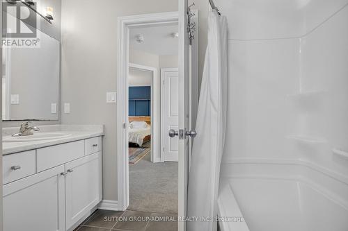 7 Chatfield Street, Ingersoll, ON - Indoor Photo Showing Bathroom
