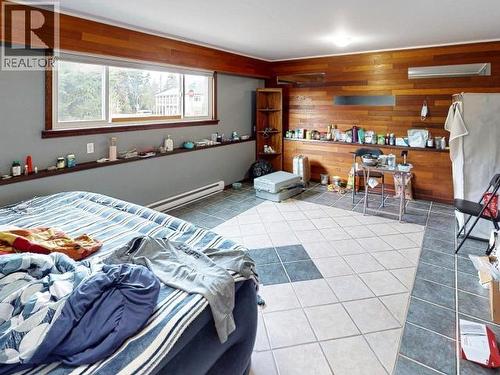 4922 Saskatchewan Ave, Powell River, BC - Indoor Photo Showing Bedroom