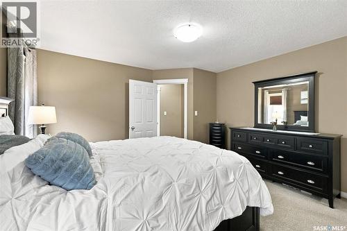 211 Crenshaw Way, Warman, SK - Indoor Photo Showing Bedroom
