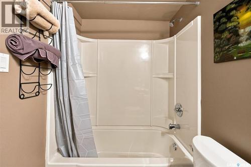 211 Crenshaw Way, Warman, SK - Indoor Photo Showing Bathroom