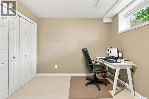 211 Crenshaw Way, Warman, SK - Indoor Photo Showing Office