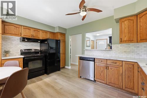 2004 Adelaide Street E, Saskatoon, SK - Indoor Photo Showing Kitchen