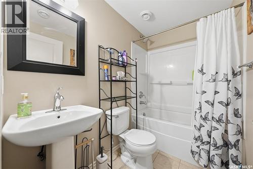 150 Lynd Crescent, Saskatoon, SK - Indoor Photo Showing Bathroom