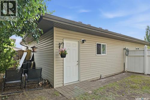 150 Lynd Crescent, Saskatoon, SK - Outdoor With Exterior