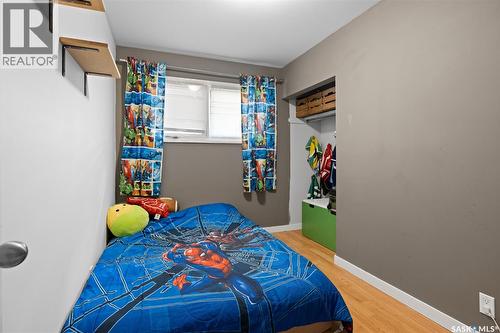 64 Coldwell Road, Regina, SK - Indoor Photo Showing Bedroom