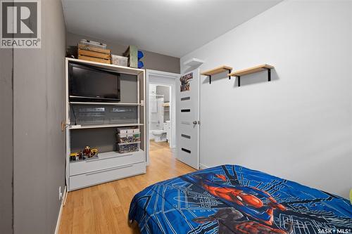 64 Coldwell Road, Regina, SK - Indoor Photo Showing Bedroom