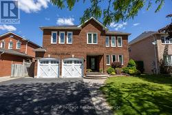 16 DONALD WILSON STREET  Whitby (Rolling Acres), ON L1R 2H5