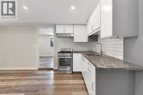 1069 Marentette Avenue Unit# Upper, Windsor, ON - Indoor Photo Showing Kitchen With Upgraded Kitchen