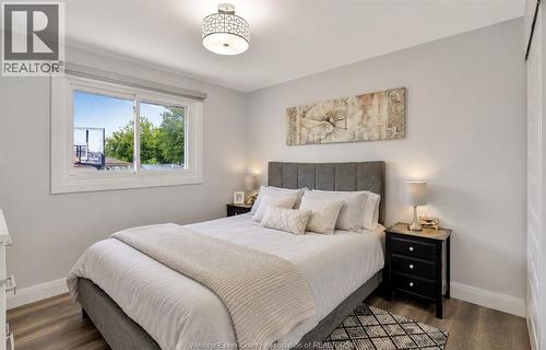 9335 Esplanade, Windsor, ON - Indoor Photo Showing Bedroom
