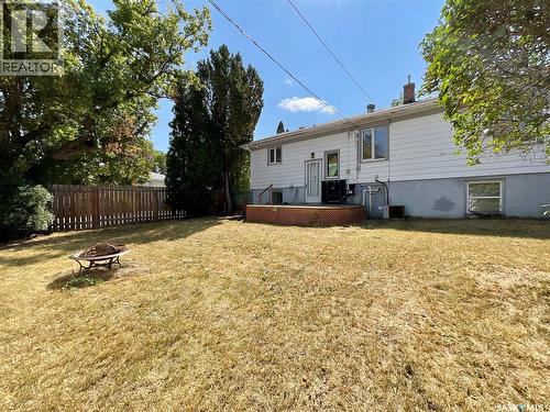 3600 Regina Avenue, Regina, SK - Outdoor