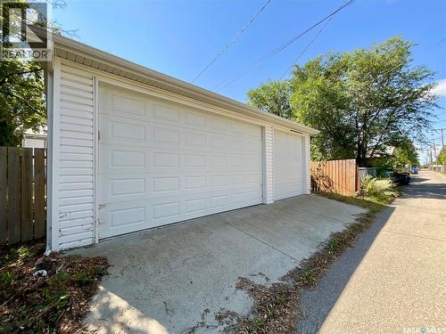 3600 Regina Avenue, Regina, SK - Outdoor