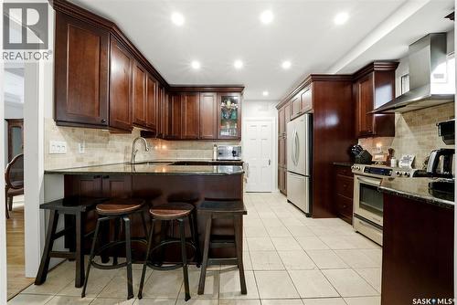2700 19Th Avenue, Regina, SK - Indoor Photo Showing Kitchen With Stainless Steel Kitchen