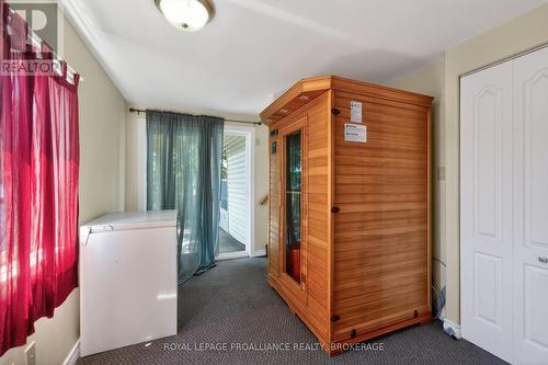 4670 Clearwater Road, Frontenac (Frontenac South), ON - Indoor Photo Showing Bedroom