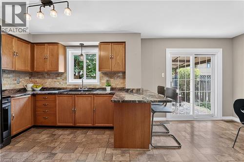 8 Horsham Street, Brampton, ON - Indoor Photo Showing Kitchen