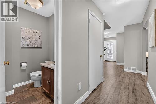 8 Horsham Street, Brampton, ON - Indoor Photo Showing Bathroom