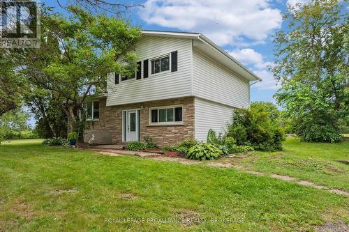 3298 Perth Road, South Frontenac, ON - Outdoor