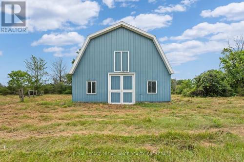 3298 Perth Road, South Frontenac, ON - Outdoor