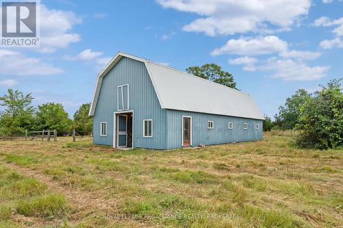 3298 Perth Road, South Frontenac, ON - Outdoor