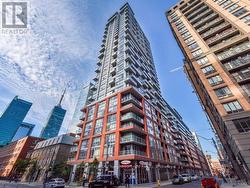 2106 - 126 SIMCOE STREET  Toronto, ON M5H 4E6