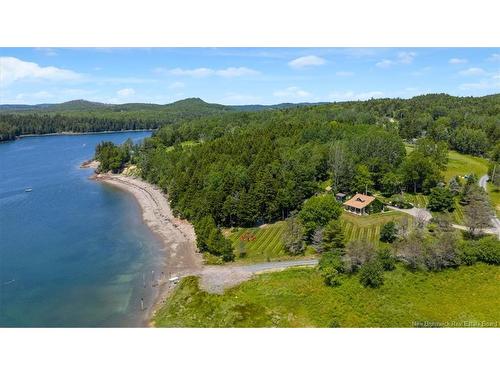 242 Fiander Rd, Saint Andrews, NB 