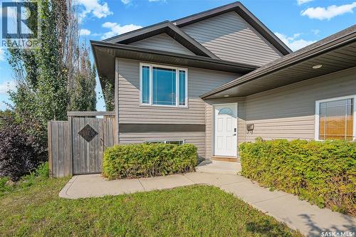 318 Lucyk Crescent, Saskatoon, SK - Outdoor With Exterior