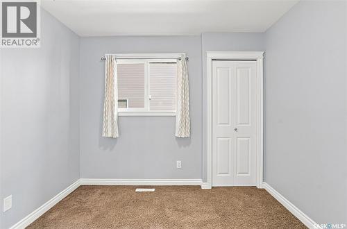 318 Lucyk Crescent, Saskatoon, SK - Indoor
