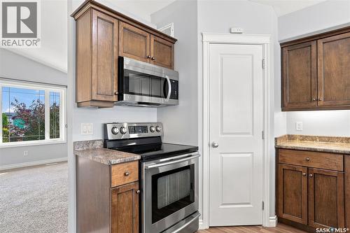 318 Lucyk Crescent, Saskatoon, SK - Indoor Photo Showing Kitchen