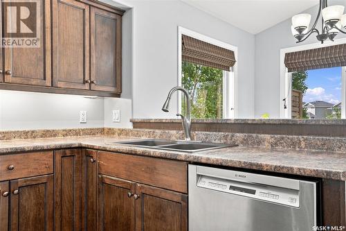 318 Lucyk Crescent, Saskatoon, SK - Indoor Photo Showing Kitchen With Double Sink