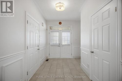 426 Black Drive, Milton, ON - Indoor Photo Showing Other Room