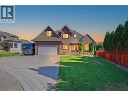 614 SAGEBRUSH Court  Kamloops, BC V2B 8M8