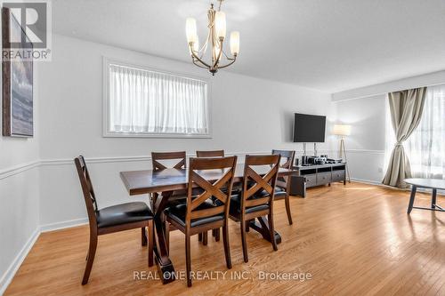 10 Devins Drive, Aurora, ON - Indoor Photo Showing Dining Room